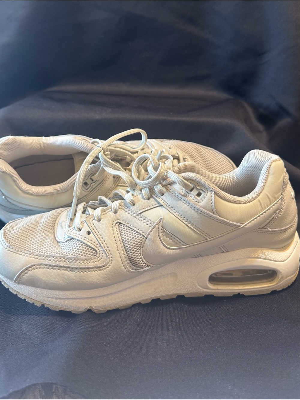 Women’s Nike Air Max Command Size 9